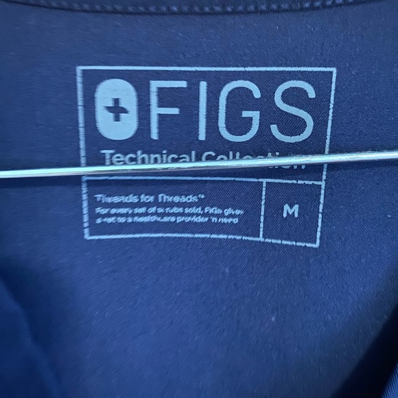 Scrubs - Picture 3 of 3